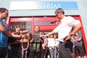 Los trabajadores de La Gaceta de Canarias leyeron en la mañana de hoy ante los medios de comunicación por la supervivencia de La Gaceta de Canarias manifiesto_canarias.jpg