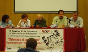 Mesa del Congreso de la FeSP donde se aprobó la resolución