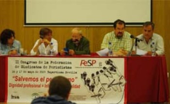 Mesa del Congreso de la FeSP donde se aprobó la resolución